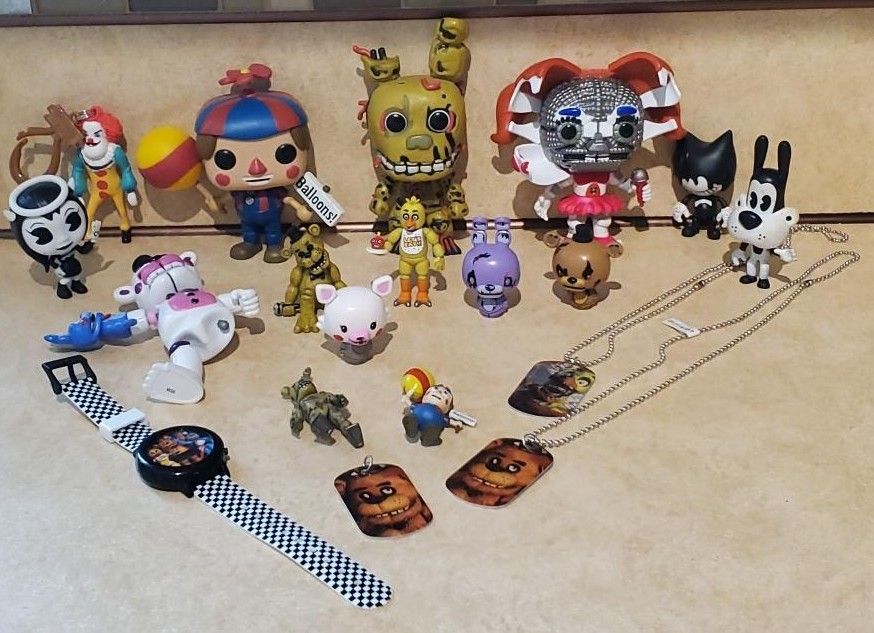 Funko Pop Five Nights At Freddy's Lot + Misc