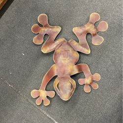 Unique Metal Decor Gecko