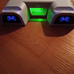 Multifunctional Cooling Stand.