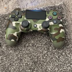 PS4 And PS4 Controller 