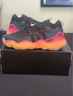 Trae Young adidas