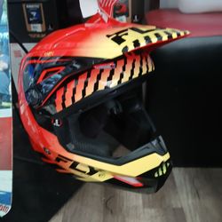 Fly Racing Kinetic Motocross Helmet size small brand new DOT approved