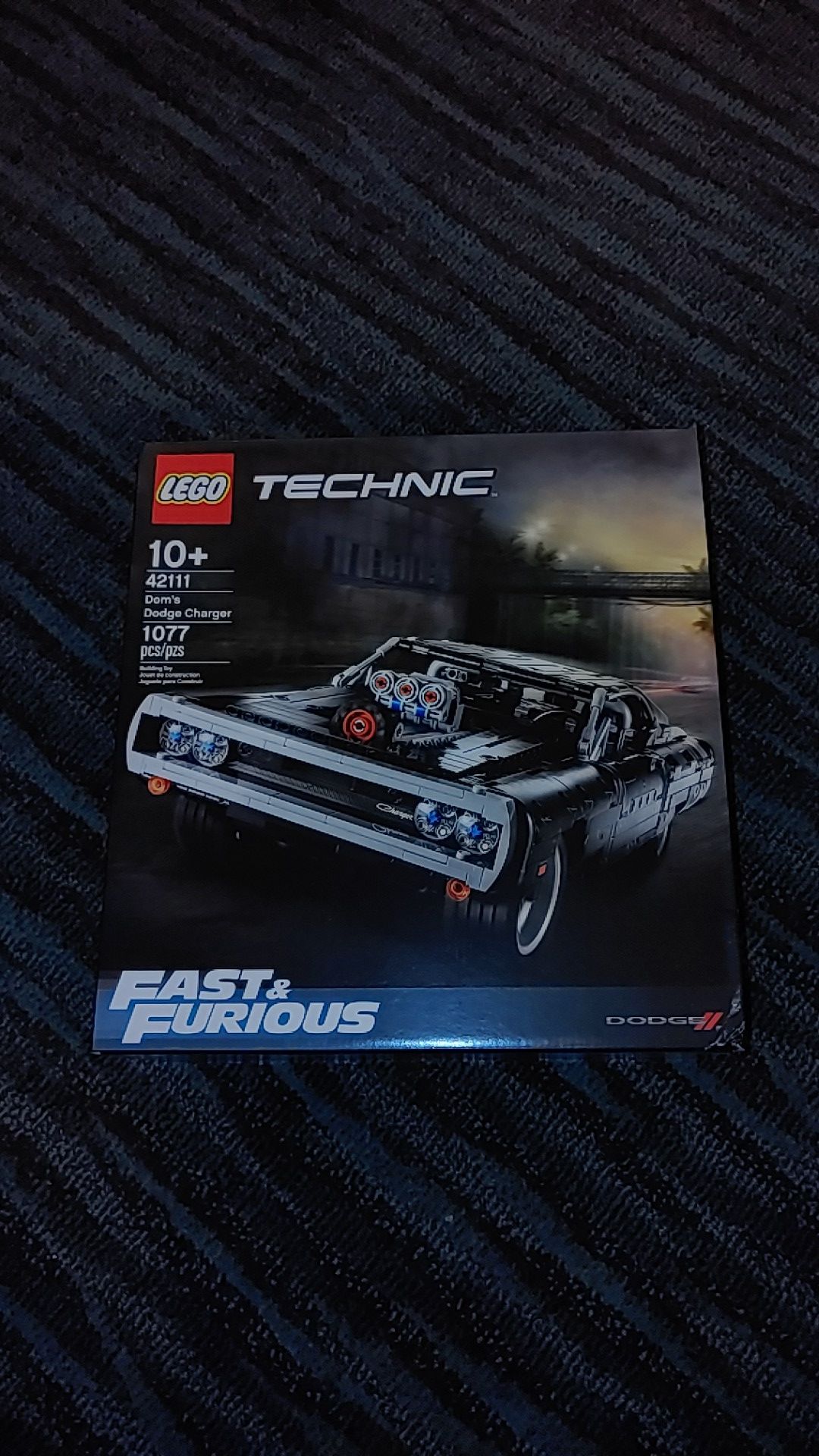 LEGO Technic Fast & Furious Dom's Car 42111