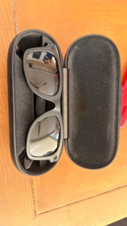 Ray-Ban Stories Smart Glasses – Fully Functional – Original Ray-Ban Case