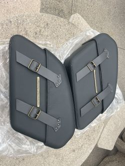 Harley Davidson Hard Leather Bags (M8 Softail)