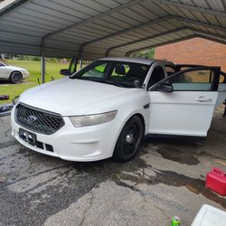 2014 Ford Taurus