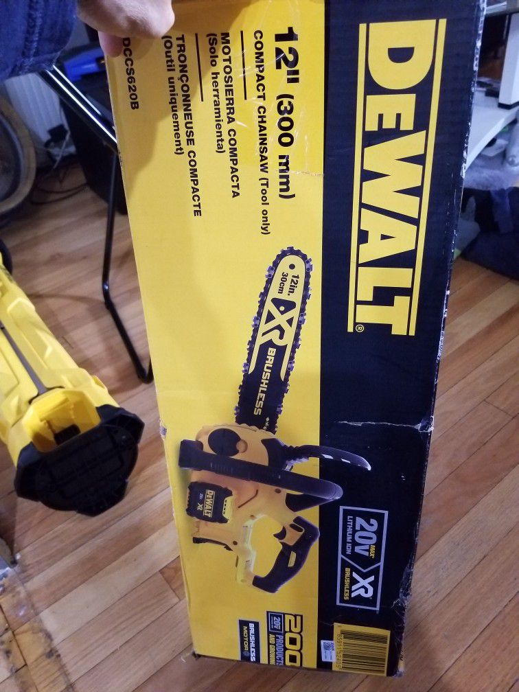 Dewalt Chainsaw New In Box