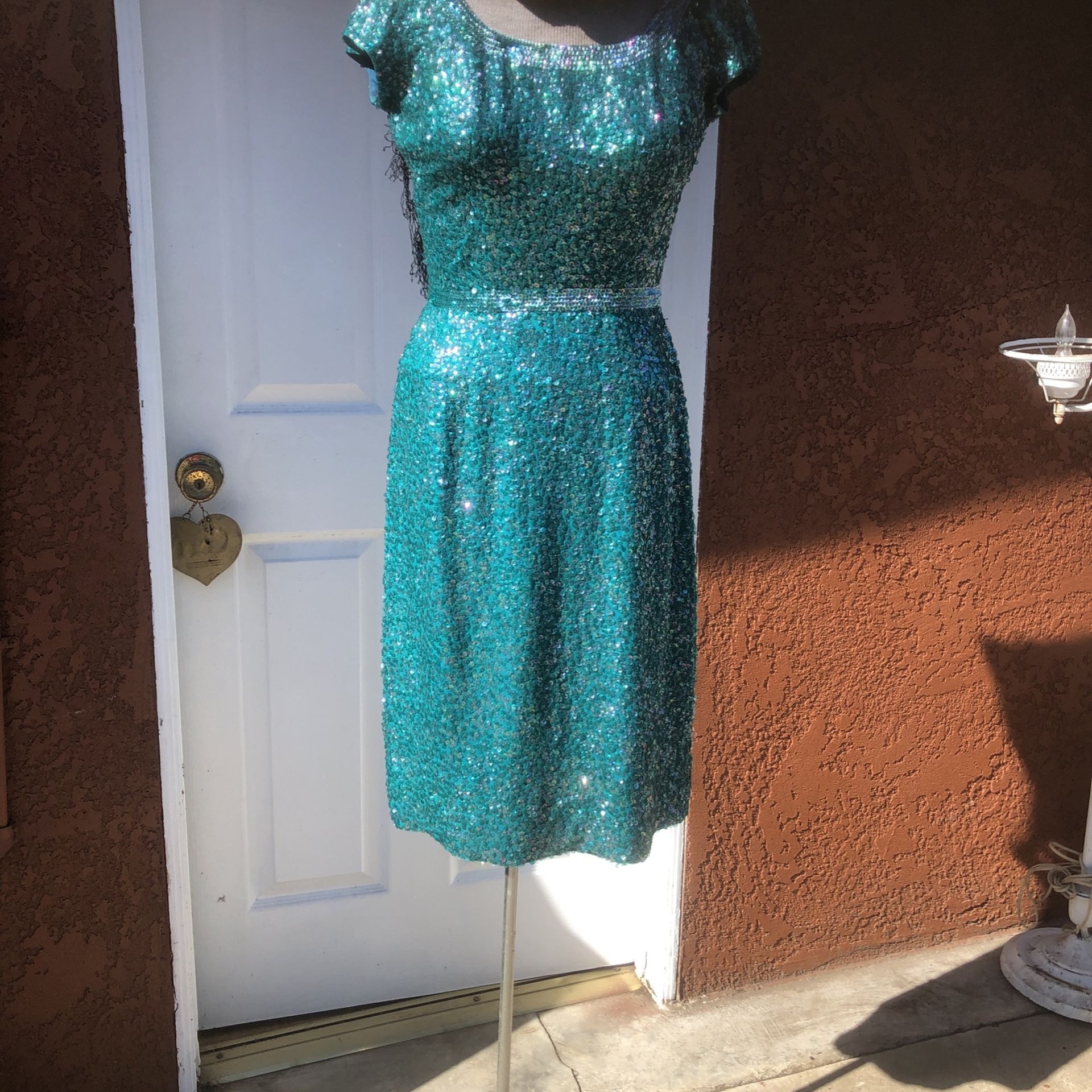 Vintage Sequined Green Dress. Size 8. Waist Measures 24. Made In British  Crown Colony of Hong Kong - www.desnorhaar.be