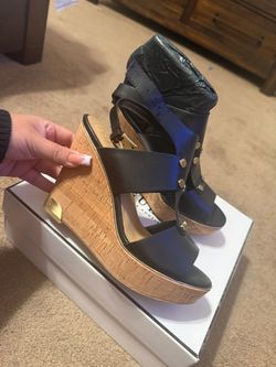 Brand New Guess Cork Wedge Heels – Size 7