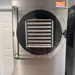 Harvest Right XL Freeze Dryer