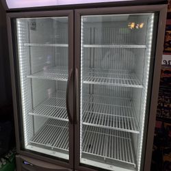 Commercial MinusForty 43UDGF double Retail Freezer, Perfect Condition 