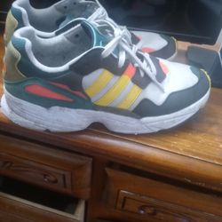 Yu ng 96 Adidas Size 12