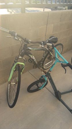 Bike 🚲 and razor $20 both