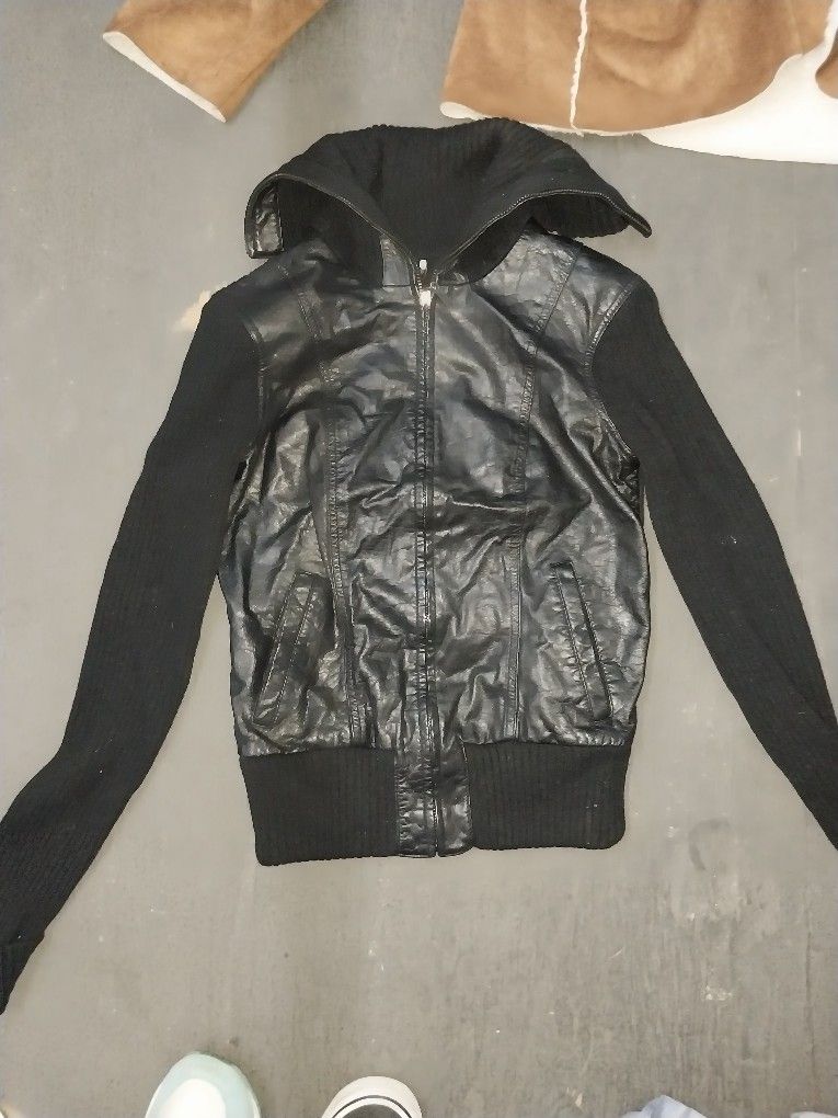 GENUINE LEATHER JACKET