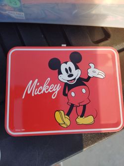 Garfield and Mickey mouse food storage containers