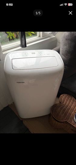 LOW PRICE MOVING- 8000btu Toshiba $650 retail AC