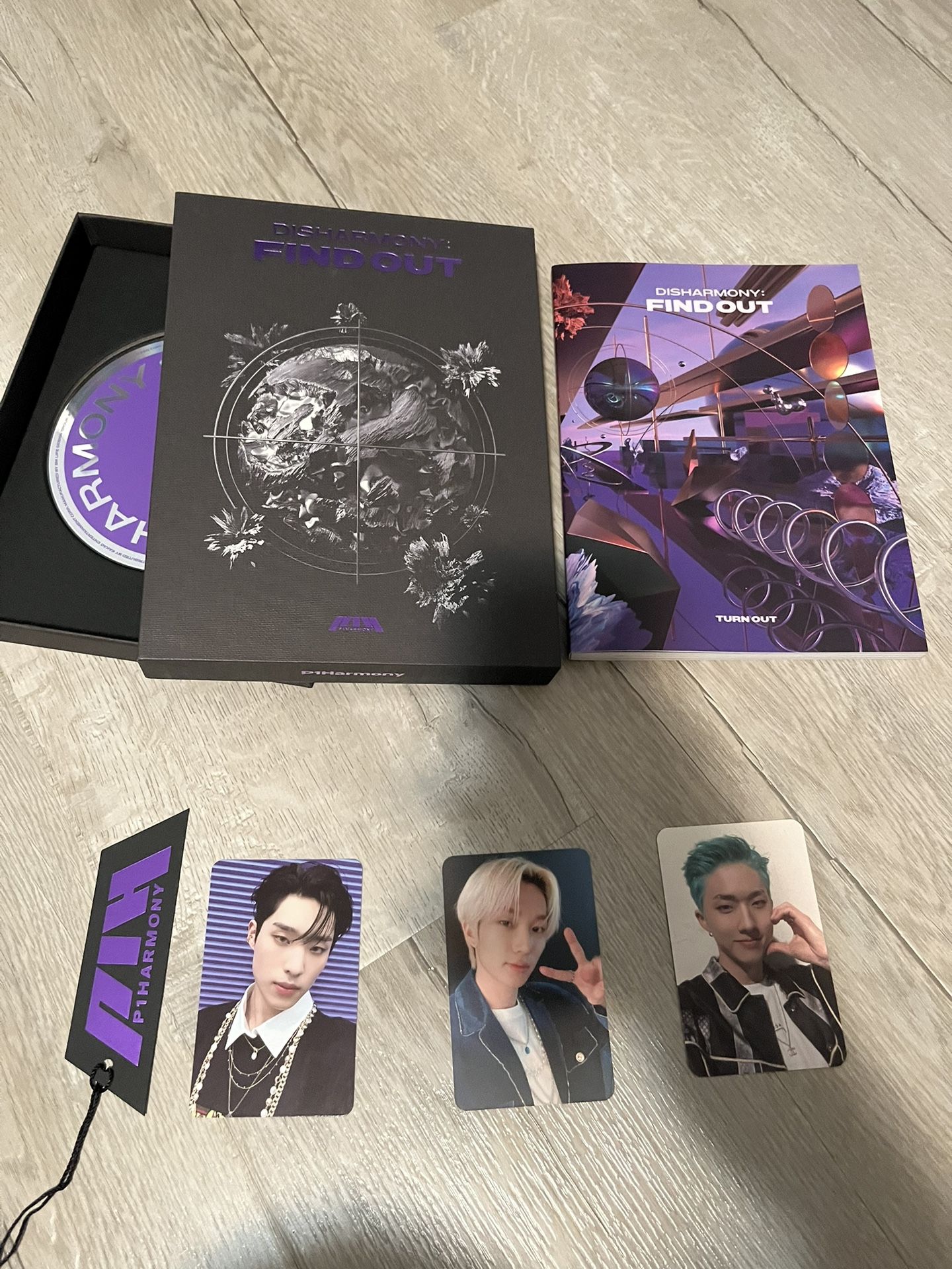 P1Harmony Disharmony: Find Out Album with RARE photo cards