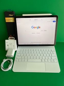 Apple IPad Air 5th Generation (10.9” Liquid Retina/ M1 chip / 2022 Model) 64GB with pen, keyboard case & Accessories (256gb $479)