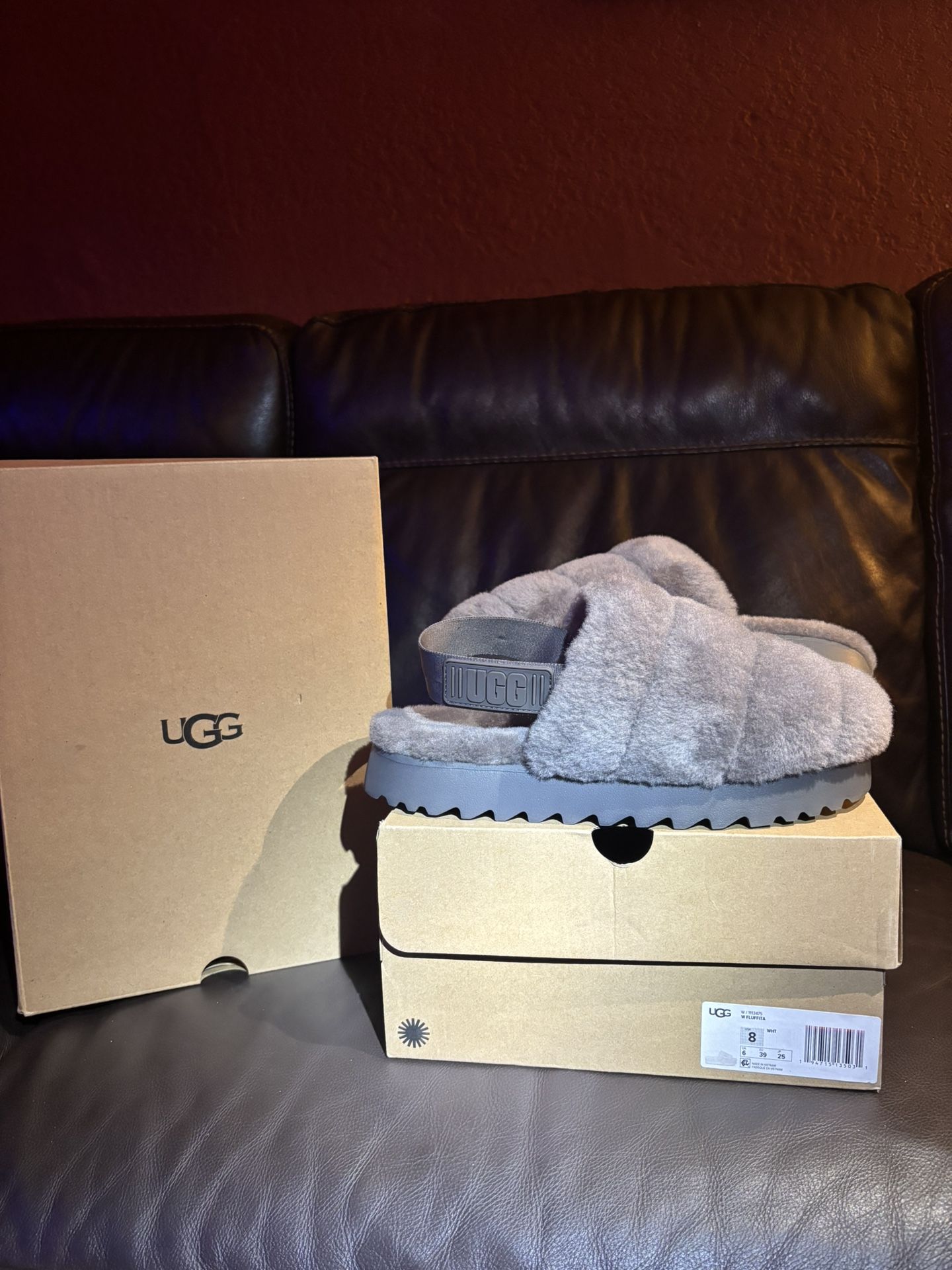 UGG SUPER FLUFF SLIPPER