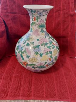 Vintage Chinese Hand Painted Floral Porcelain 12" Vase Pottery - Made in China