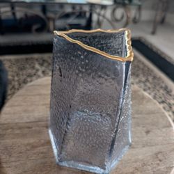 Gold Trim Vase.  6x5
