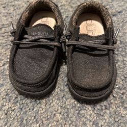 Hey Dude Toddler Shoes “Wally”