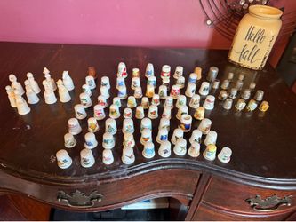 Large Vintage Collectible Thimble Collection