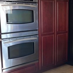 GE Double Oven and Viking Stove Top