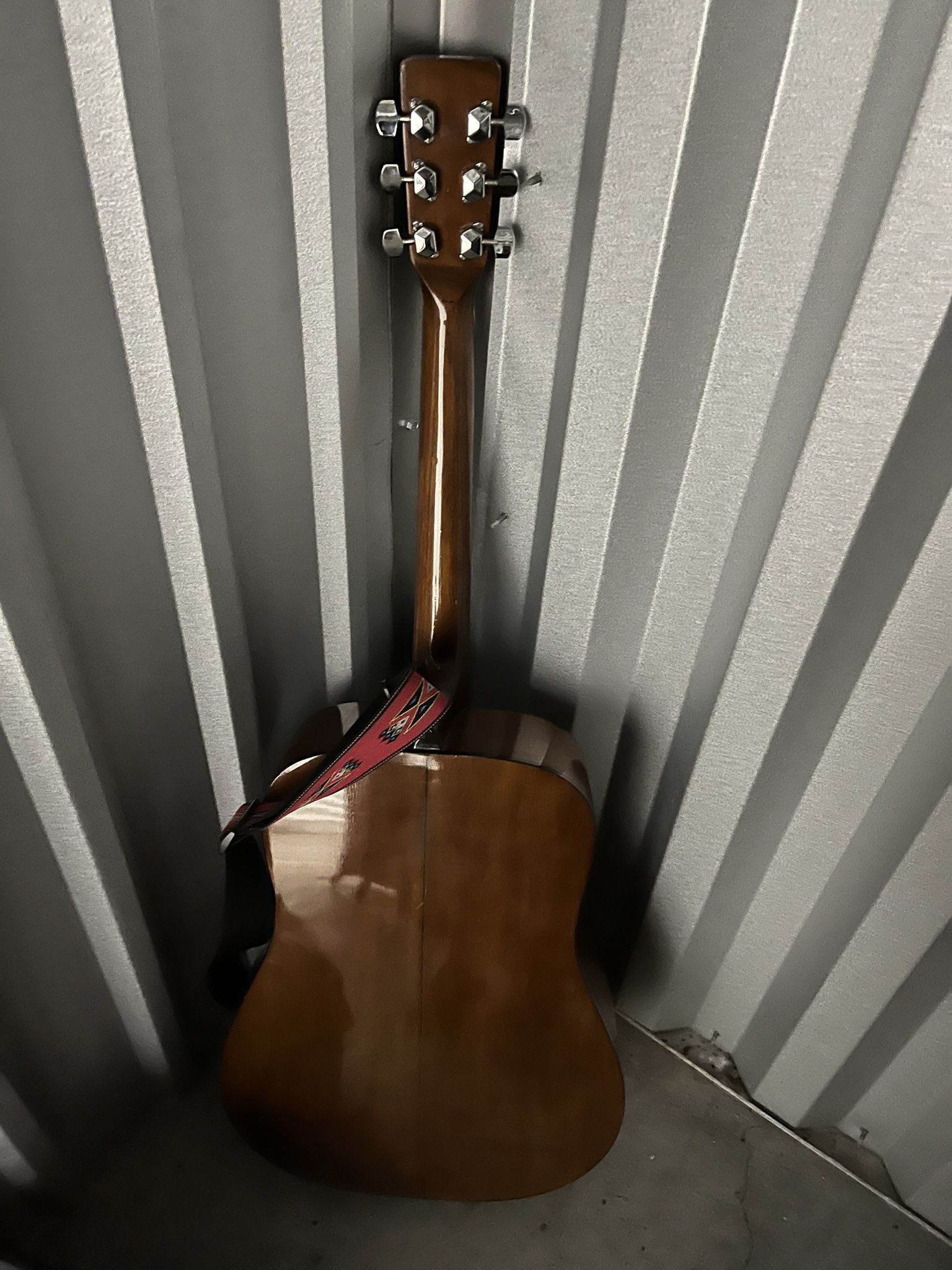 Paradise Guitar