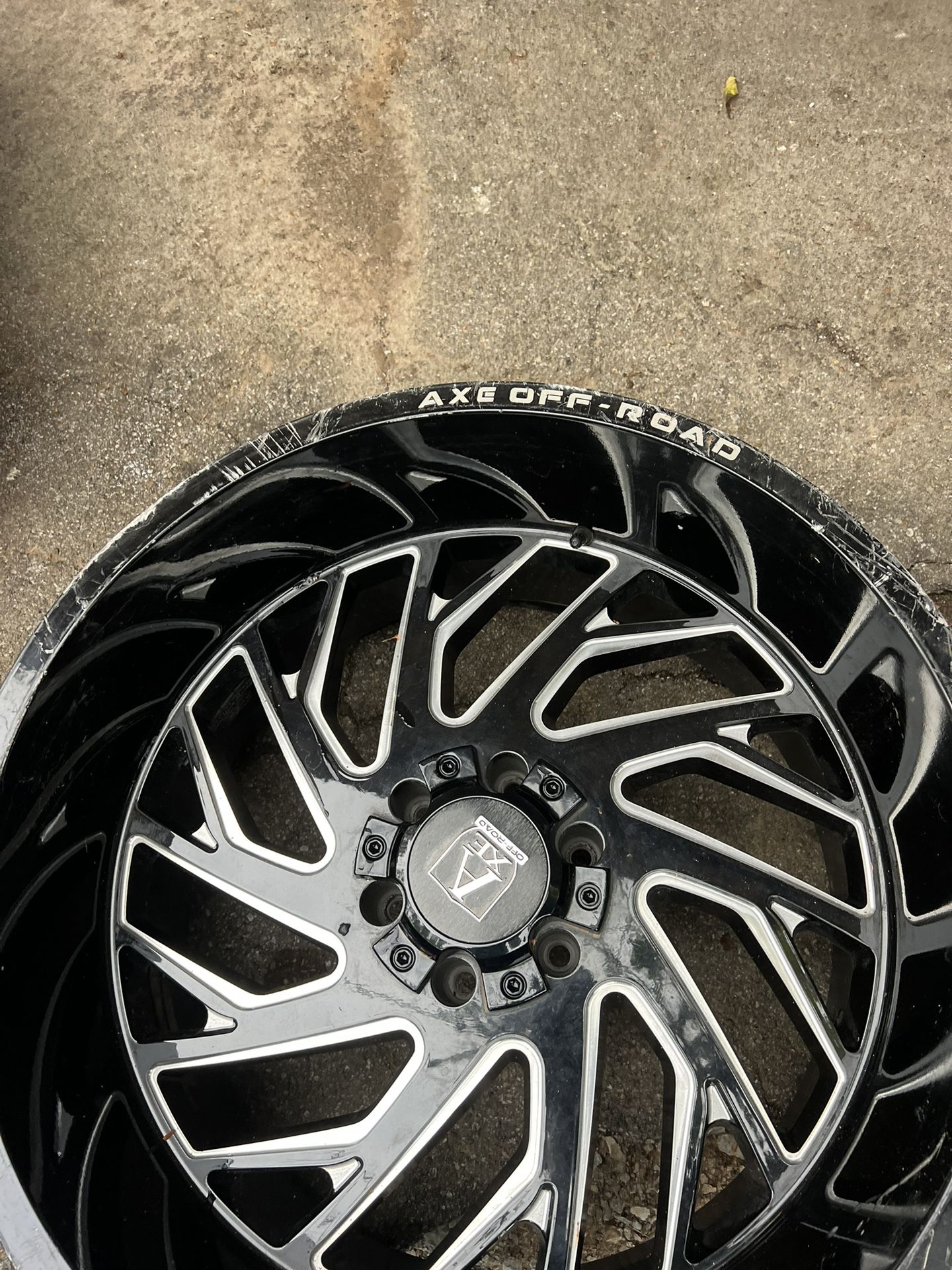 22x12 axe off road