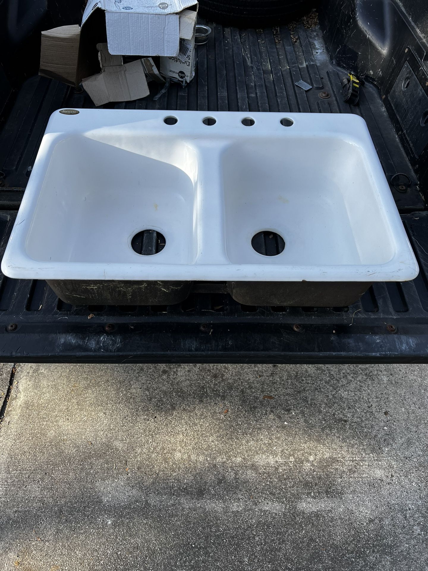 Jacuzzi Cast Iron Kitchen Sink