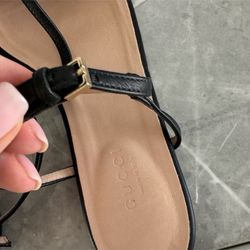 Gucci Horsebelt T-strap Flat Sandal 