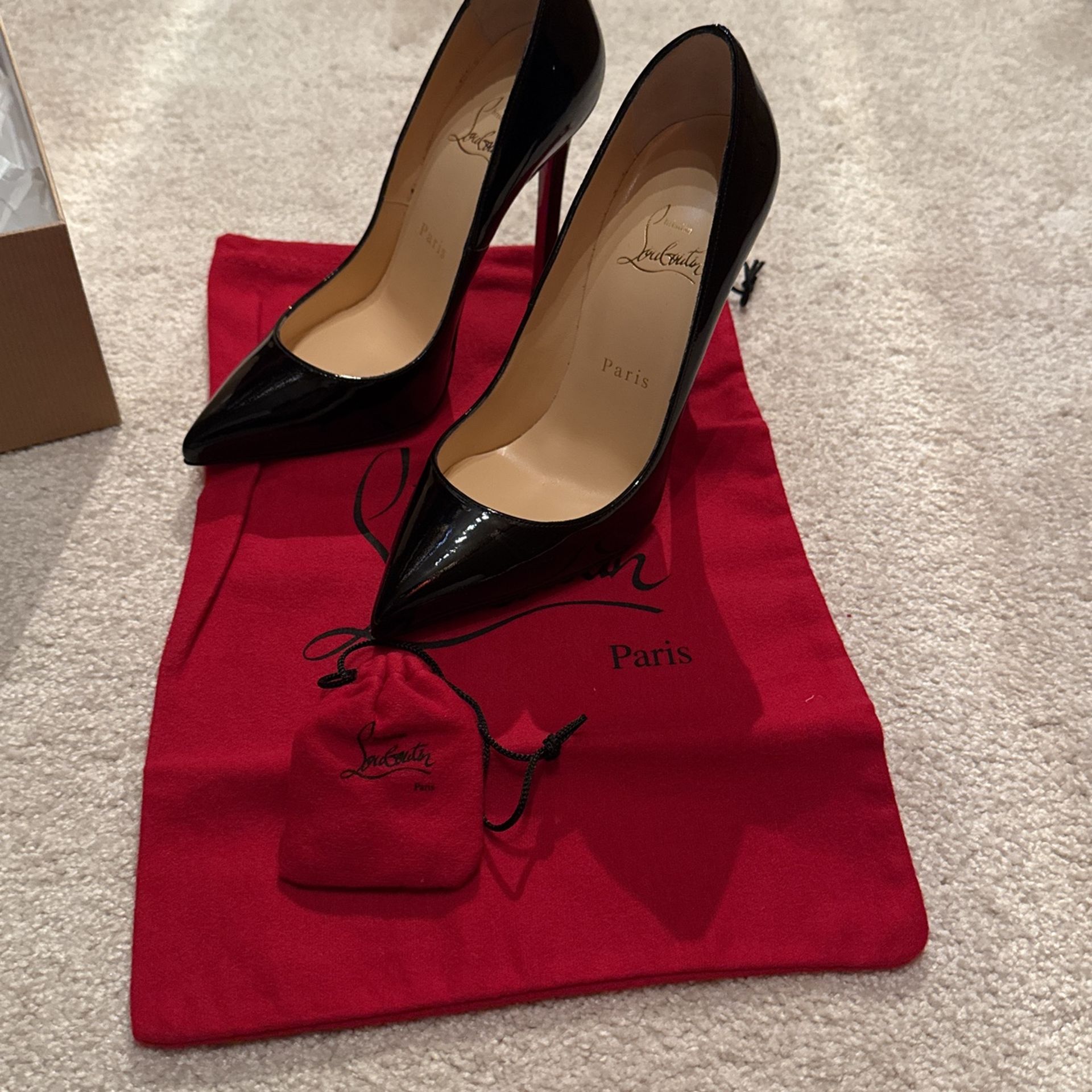 Louboutin Pigalle 120mm 36.5 Black Patent New