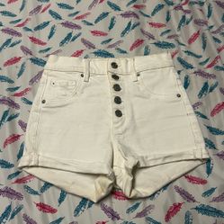 Women's White High Waist Button-Up Shorts||
