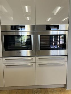 Bosh Wall Oven 30” Convection Electric