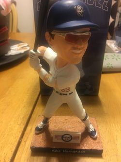 Kiki Hernandez bobble head for trade