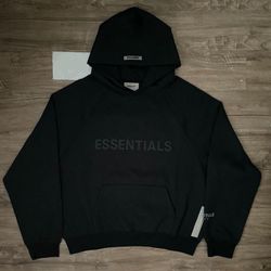 Essential hoodie