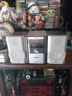 For sale Sharp XL-HP515 Micro Component System, please read details carefully before texting to buy.