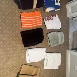 Beach Towels (7) Bath Towels (3) Lot