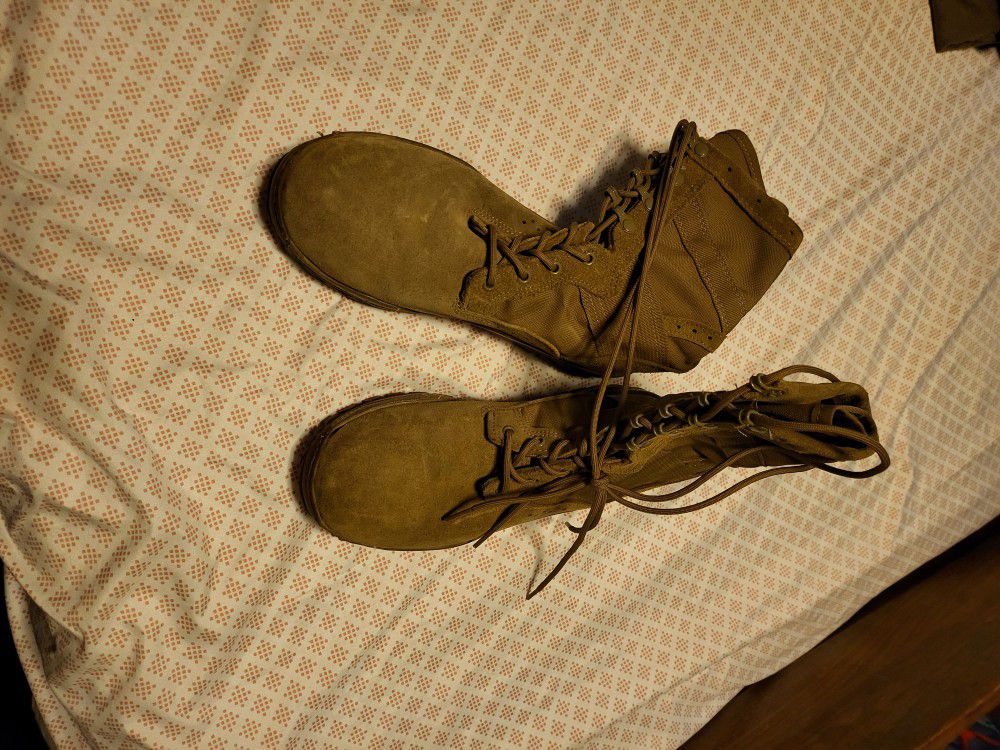 Belleville Coyote Brown Boots Size 12 R