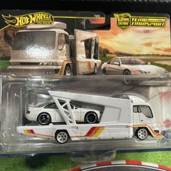 Hot Wheels Toyota Transport