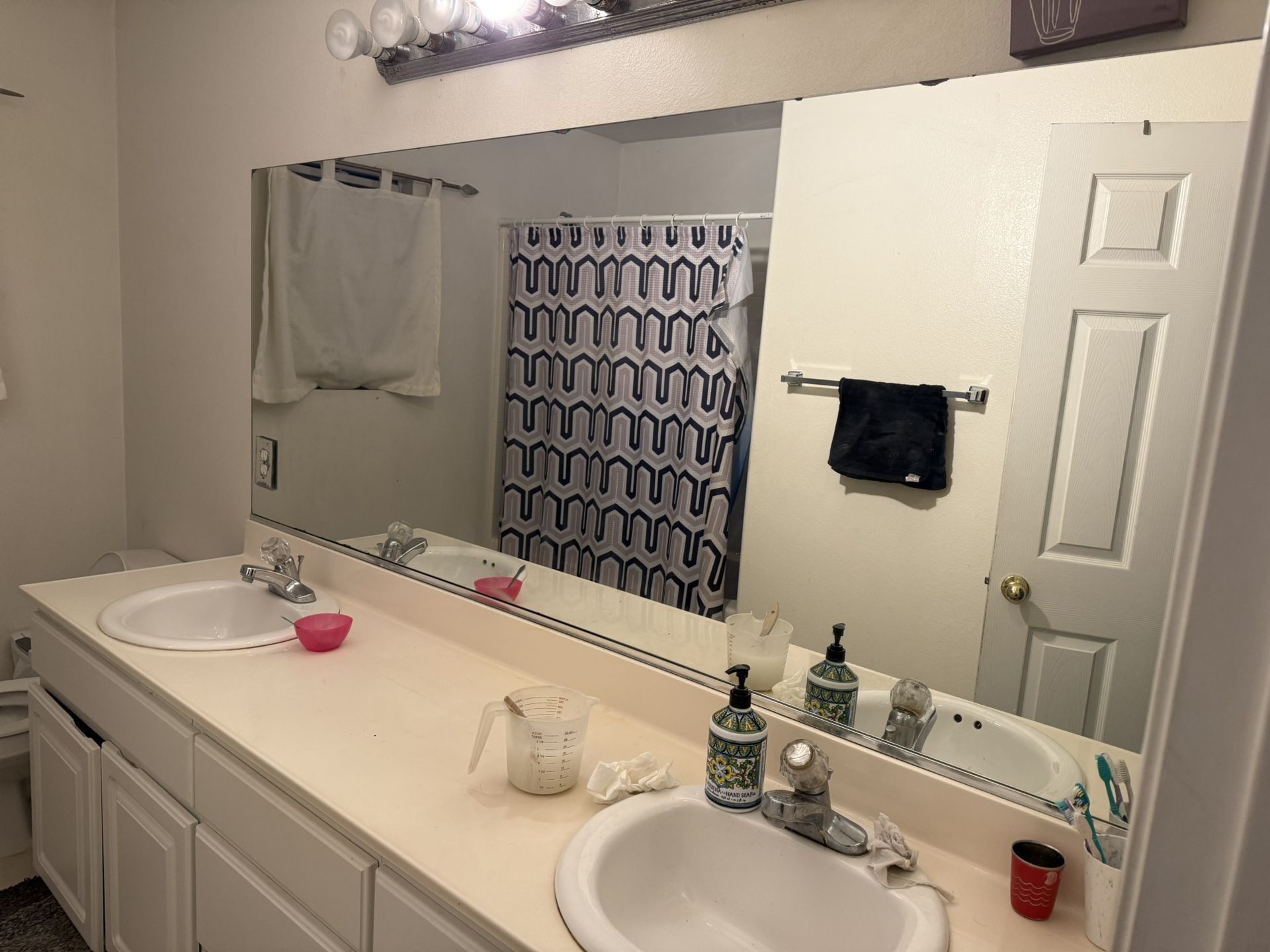 Big Mirrors For Gym Or Garage In Excellent Condition