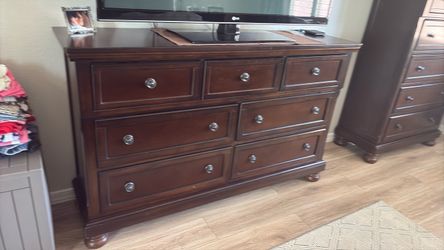King size bedroom set