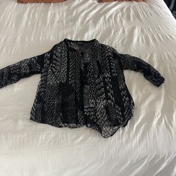 Women’s Express Blouse Small