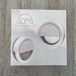 AURA Portable Ring Light w/ logo