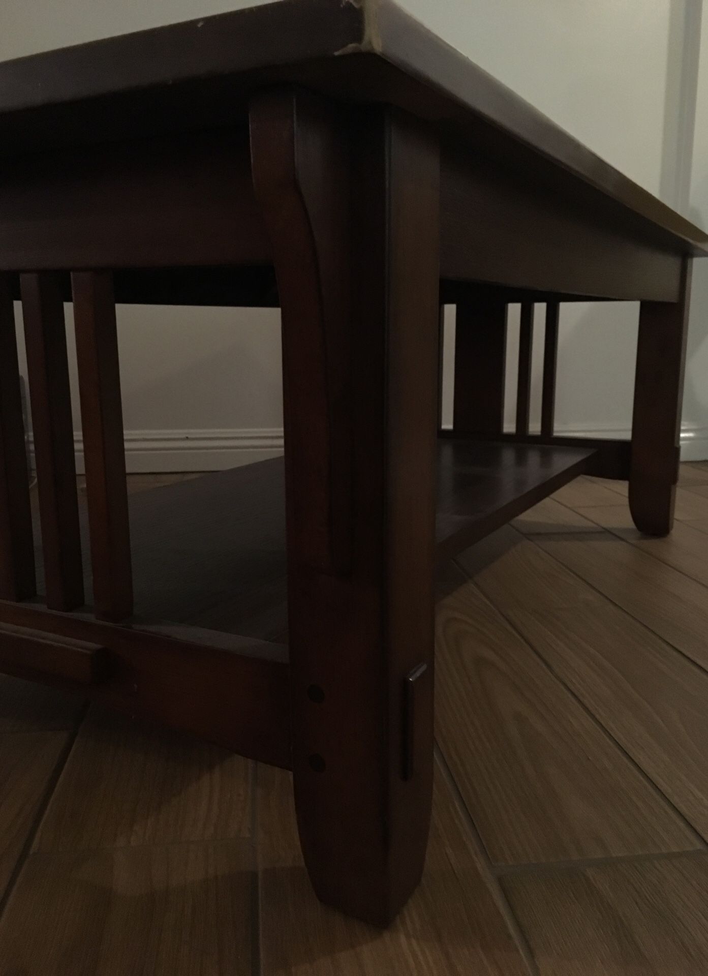 Coffee table 25$