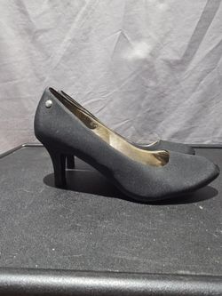 Black Satin Mid-Heel Pumps size 7