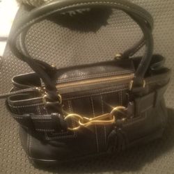 RARE 100%AUTHENTIC COACH NEW BLACK POPPY PEBBLED LEATHER HAMPTON TASSLE TOTE/ HANDBAG