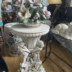 Vintage Cherub Pedestal Table
