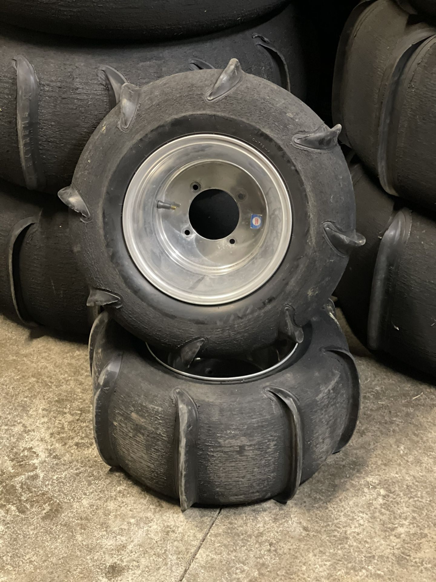 SKAT TRAK EXTREMES SAND TIRES PADDLE TIRES ATV TIRES WHEELS YAMAHA BANSHEE RAPTOR YFZ YFZ450R YFZ450 RAPTOR 700 700R